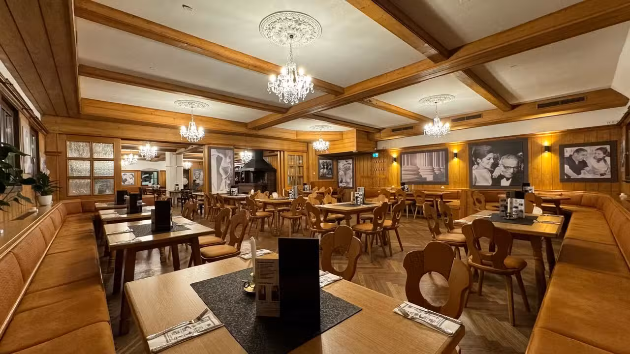 Genieße Griechenland – mit Herz und Geschmack - Griechische Taverne am Siebenbrunn, München, BY