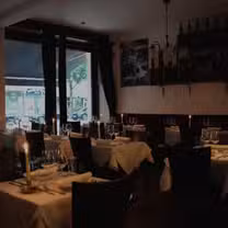 Foto von Poveracci Restaurant