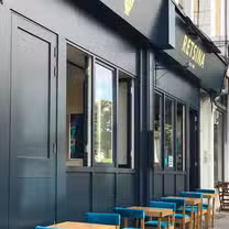 A photo of Retsina restaurant