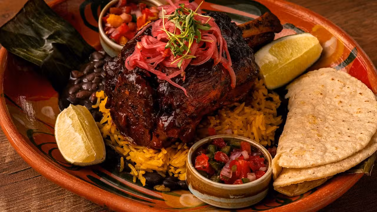 Food - Xelas by El Sazon, Stillwater, MN