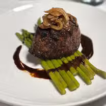 Una foto del restaurante Savour