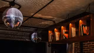 A photo of UNO BAR by 612 restaurant