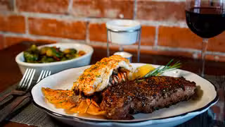 Una foto del restaurante Old City Prime