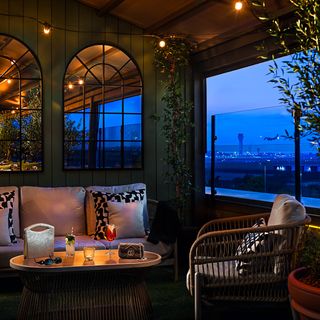 Runway 28 Rooftop Bar & Restaurant