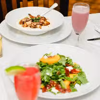 Foto von The Drake Restaurant