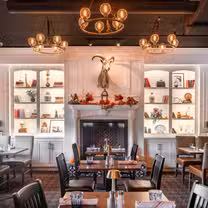 A photo of Crown Tavern restaurant
