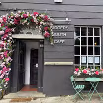 A photo of Riggers South restaurant