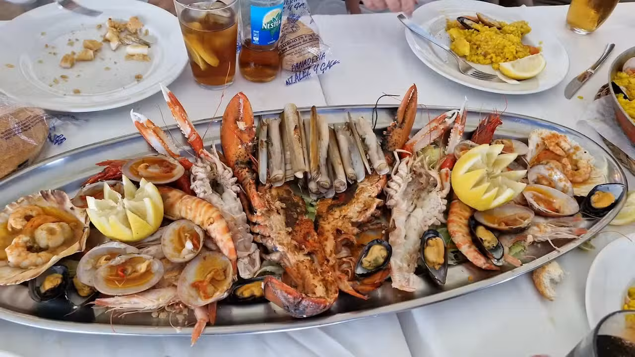 Casa Paco Costa Lago, Torremolinos, Malaga