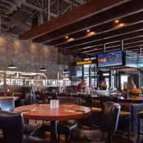 Foto von Browns SocialHouse - Waterloo Restaurant
