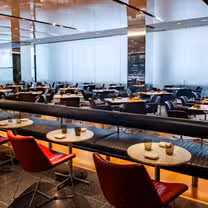 Una foto del restaurante The Bar Room at The Modern