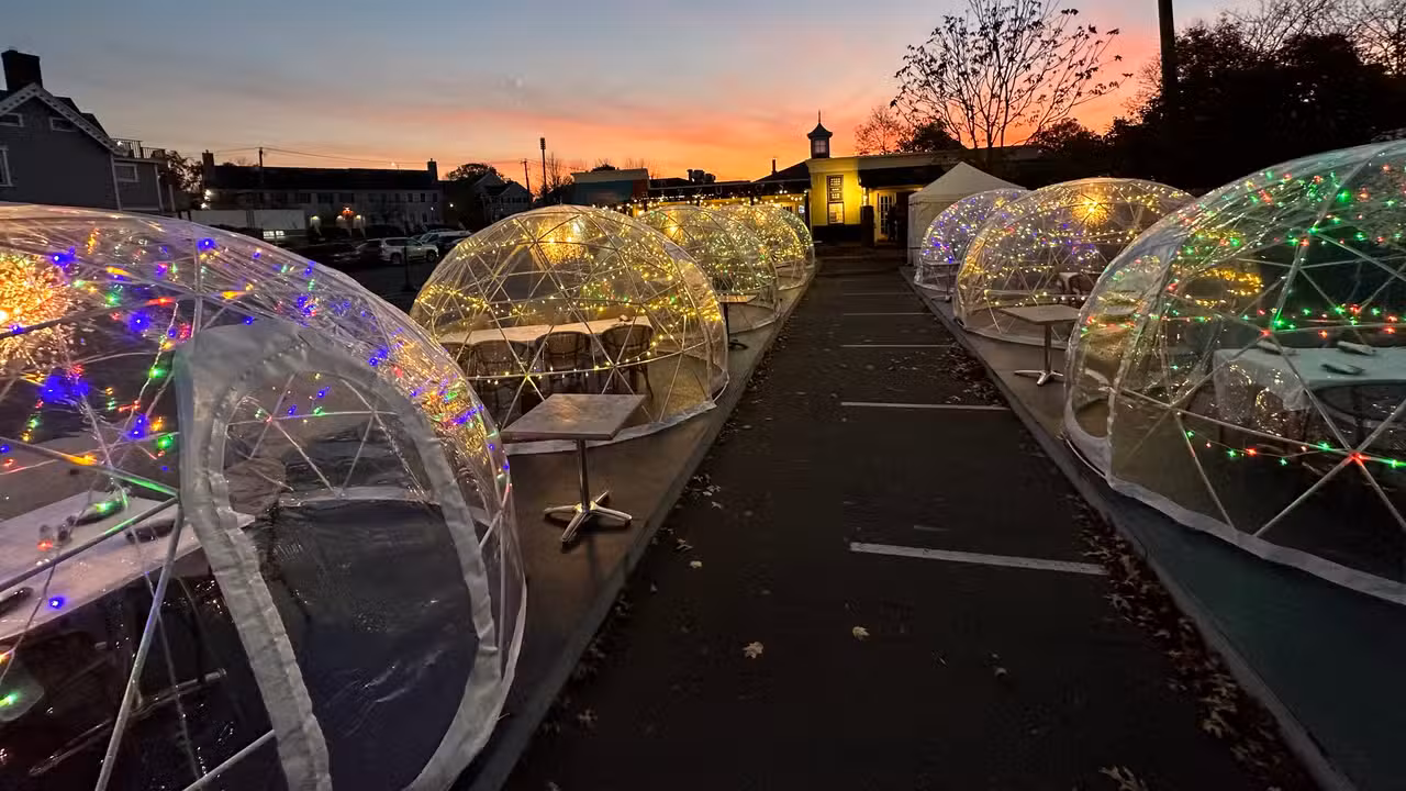 Rizzuto's Oyster Bar Westport CT waterfront seafood