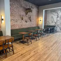 A photo of Oak & Olive restaurant