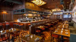 Una foto del restaurante Bacari Culver City