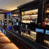 Una foto del restaurante Maeve's Tavern