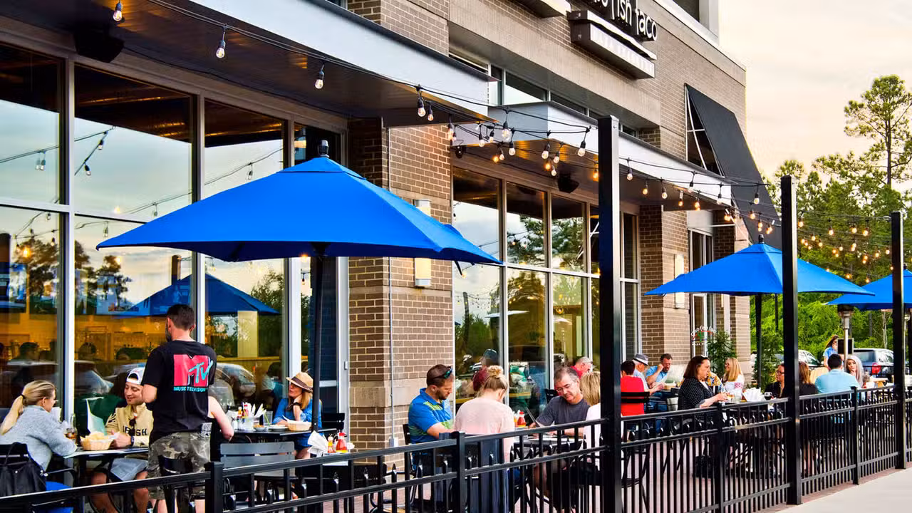 Buitenkant - Cabo Fish Taco - Ballantyne, Charlotte, NC