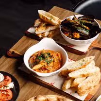 A photo of Mad over Italian | Emerald Lakes restaurant