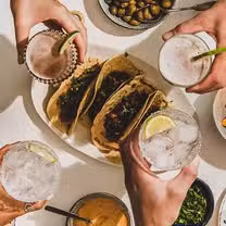 A photo of Baja Street Tacos & Wings restaurant