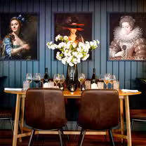 Una foto del restaurante The Hartley Arms