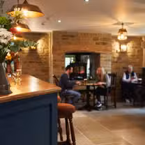 Una foto del restaurante The Lime Tree Inn