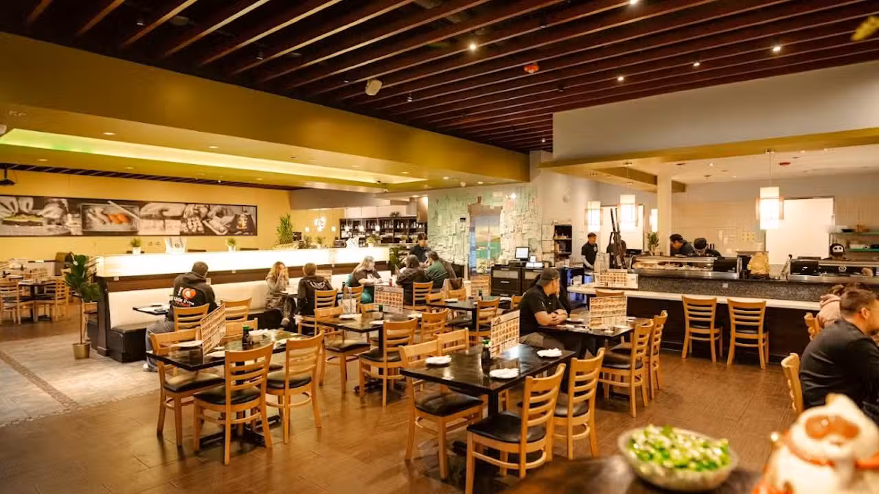 Interior - Sushi Naper, Naperville, IL