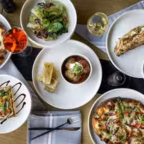 A photo of BlackSheep Pizza - Westfield restaurant