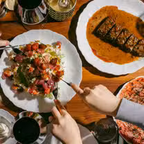 A photo of Alobar Yorkville restaurant