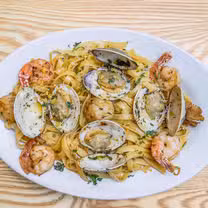 Una foto del restaurante Ensenada Bay Mexican Seafood & Steakhouse
