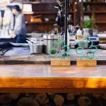 Una foto del restaurante Deckman's en el Mogor