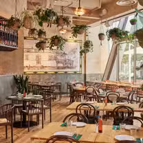A photo of Casa do Frango - Victoria restaurant