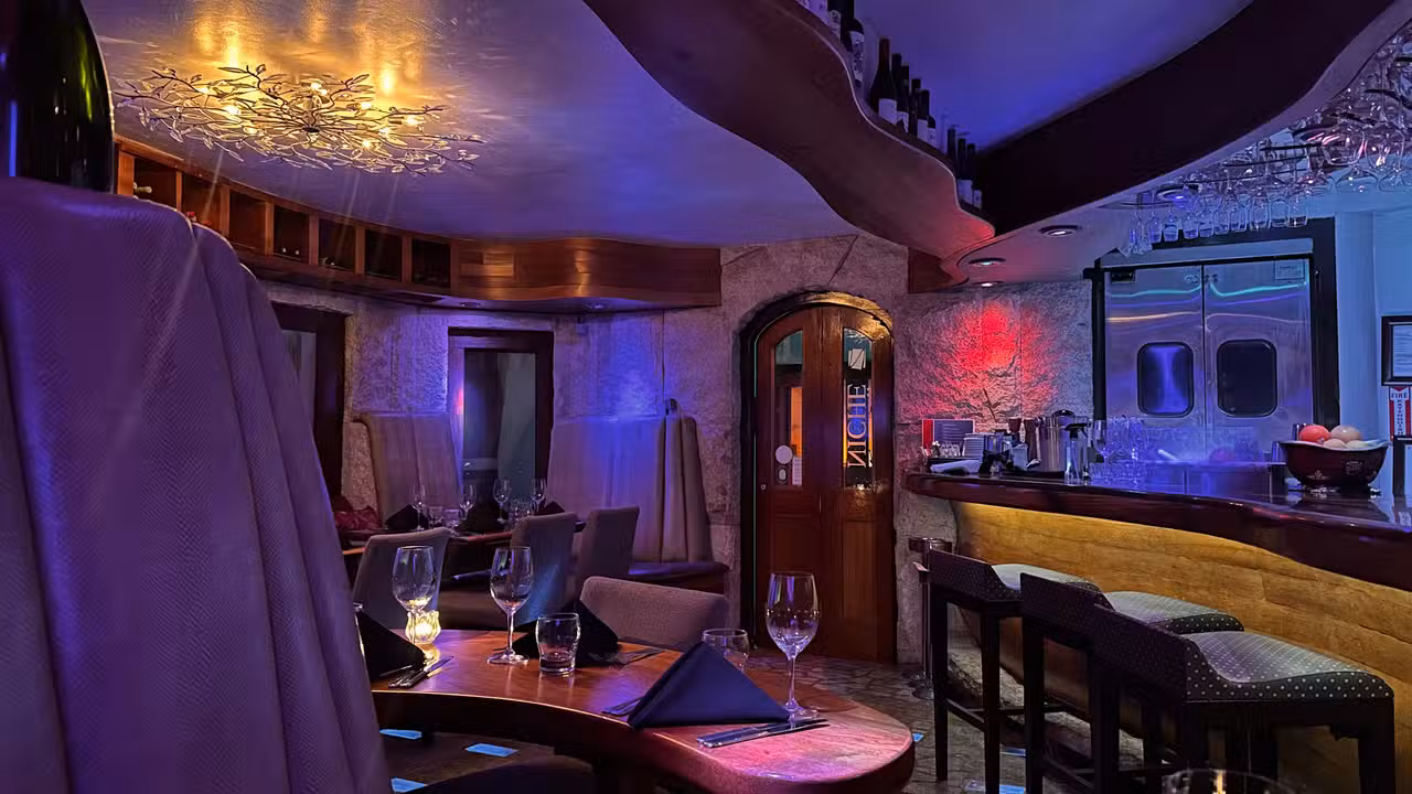 Interior - Niche Restaurant, Condado, PR
