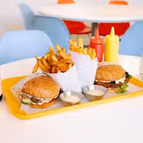 A photo of Le Burger 4304 Cleveland restaurant