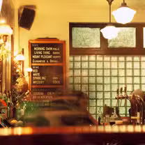 Meetinghouseの写真