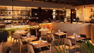 Foto von Gather Craft Kitchen & Bar at Assiniboine Park Restaurant