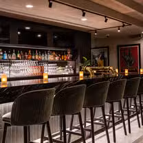 A photo of Earls Kitchen + Bar - Medicine Hat restaurant