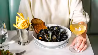 Una foto del restaurante Petit Trois Aspen