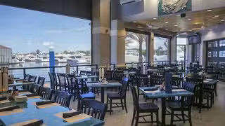 A photo of Deep Lagoon Seafood and Oyster House - Fort Myers restaurant