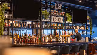 Una foto del restaurante Milestones Grill + Bar - Mic Mac