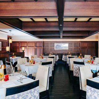 Five Steakhouse