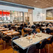 A photo of North Italia - El Segundo restaurant