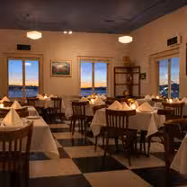 A photo of Place Pigalle restaurant