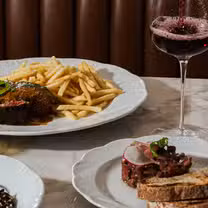 A photo of Brasserie Lundi restaurant
