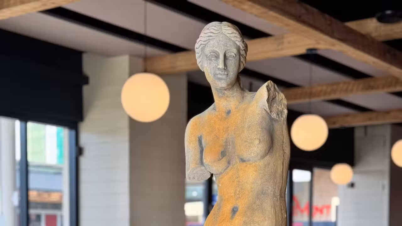 Venus De Milo statue to welcome you to Stavros - Stavros, Buddina, AU-QLD