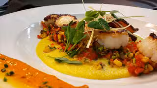 A photo of Blend on Main restaurant