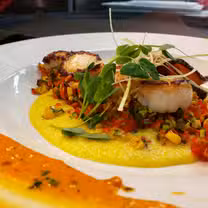 A photo of Blend on Main restaurant
