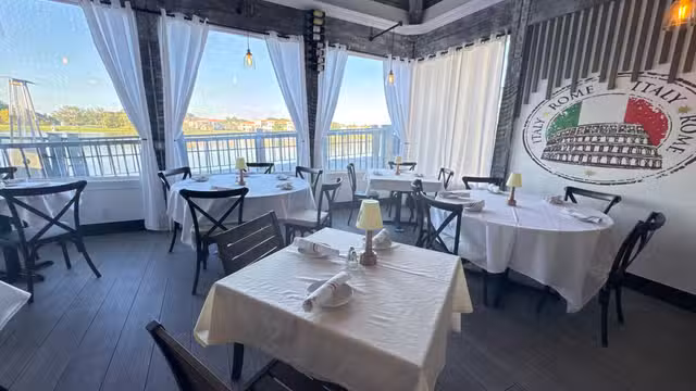 Una foto del restaurante Chloe's Bistro