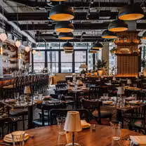 A photo of Bar Tutto restaurant