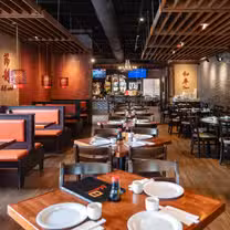 A photo of Yu's Mandarin (Wheeling) restaurant