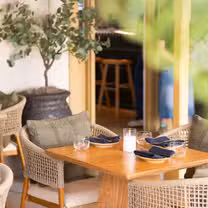 Una foto del restaurante Grande Kitchen & Bar