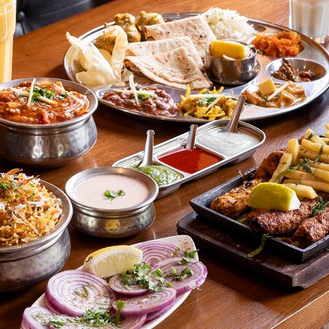 Which Windsor Restaurant Serves Authentic Halal Pakistani Cuisine?