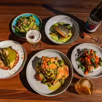 A photo of Burl - Evanston restaurant